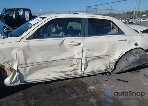 2007 Chrysler 300 Touring z USA, uszkodzony, nr VIN 2C3KA53G07H630087